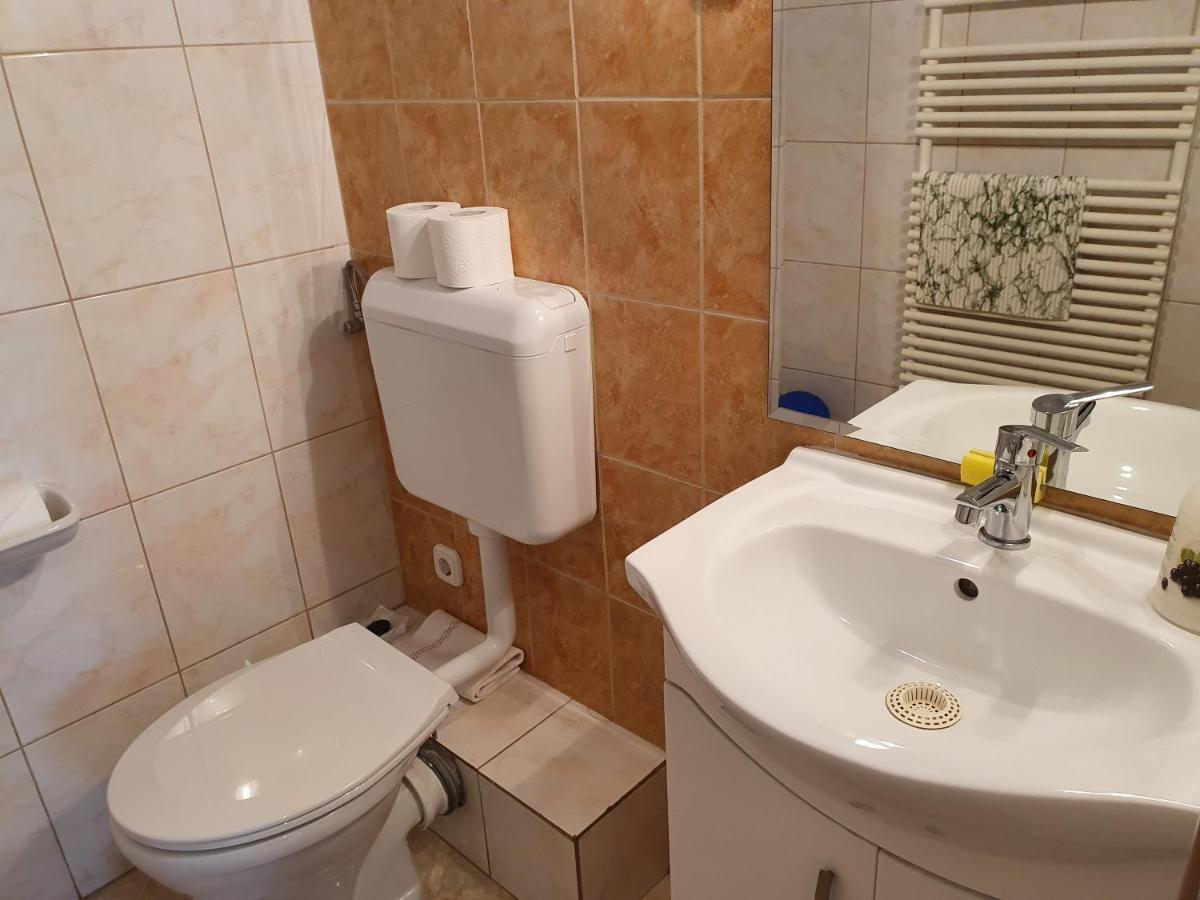 Laguna Apartmanhaz Heviz Luaran gambar